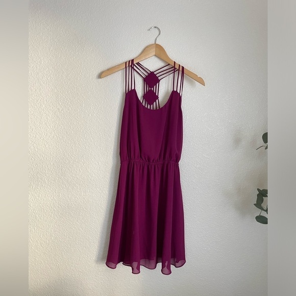 Lost April Sleeveless Mini Dress S Maroon - Picture 2 of 9